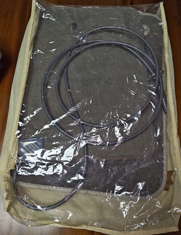 バイオトロン　家庭用電位治療器BIOS9000（コスメ・美容・健康器具）の商品画像 - 査定依頼日：2025年11月21日 - 最高査定価格：2,000円