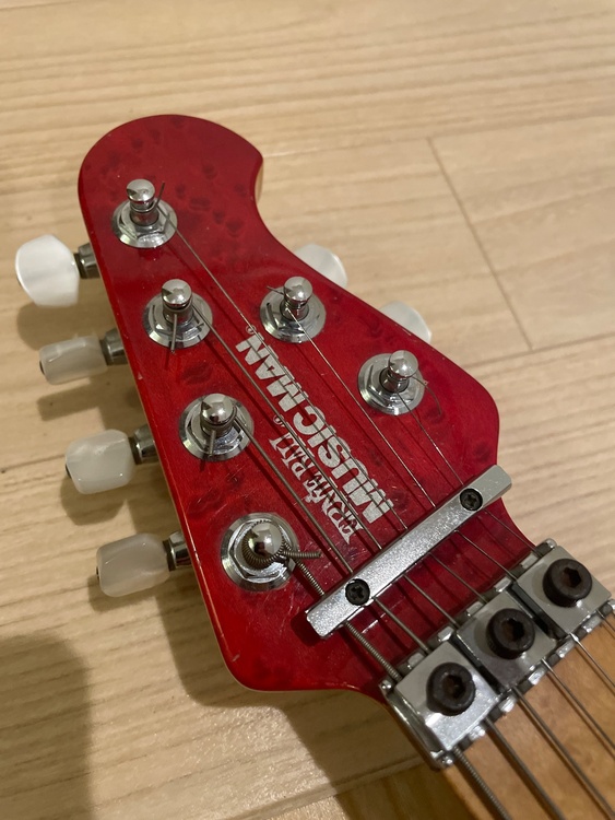 ernie ball music man（ピアノ・楽器・PA機材）の商品画像 - 査定依頼日：2026年6月2日 - 最高査定価格：70,000円