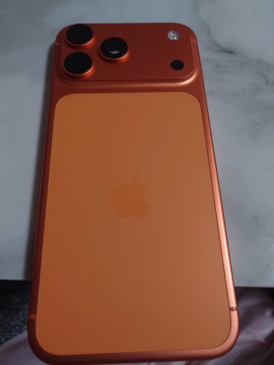 iPhone iPhone 17 Pro Max 256GB SIMフリー（スマホ）の商品画像 - 査定依頼日：2026年9月8日 - 最高査定価格：165,000円