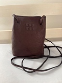 ミュウミュウ  （ブランドバッグ）の商品画像 - 査定依頼日：2026年1月10日 - 最高査定価格：100,000円