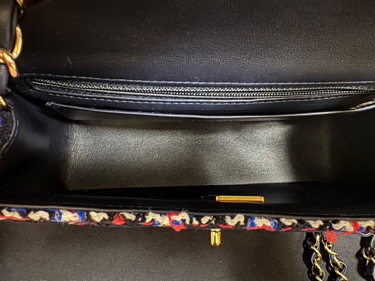 ミニフラップバッグ（ブランドバッグ）の商品画像 - 査定依頼日：2025年7月1日 - 最高査定価格：500,000円