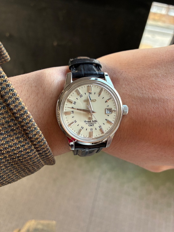 グランドセイコー　（高級時計）の商品画像 - 査定依頼日：2026年2月8日 - 最高査定価格：290,000円