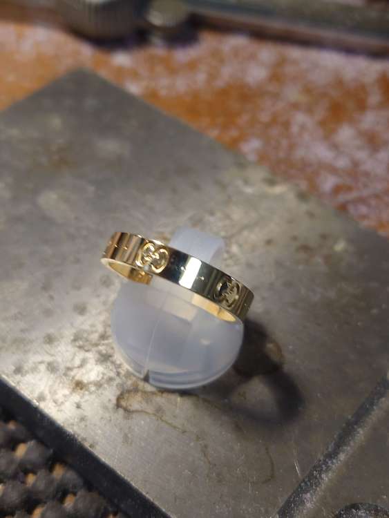 18K Gucciアイコン イエローゴールドリング（金・貴金属）の商品画像 - 査定依頼日：2022年9月4日 - 最高査定価格：25,000円