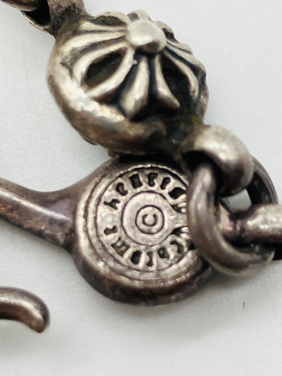 CHROME HEARTS　クロスボールチェーン スモールCHクロス ネックレ（古着・ファッション）の商品画像 - 査定依頼日：2026年7月25日 - 最高査定価格：100,000円