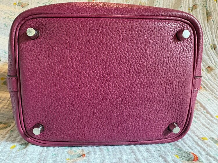 ピコタンロックPM （ブランドバッグ）の商品画像 - 査定依頼日：2026年4月4日 - 最高査定価格：100,000円