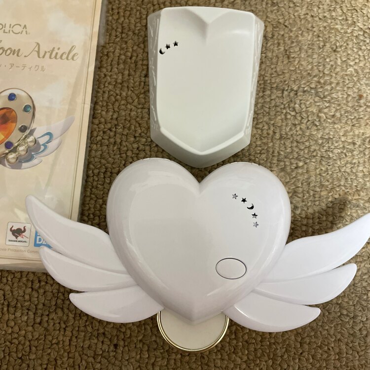 セーラームーン エターナル・ムーン・アーティクル PROPLICA（その他のおもちゃ）の商品画像 - 査定依頼日：2025年5月24日 - 最高査定価格：3,200円