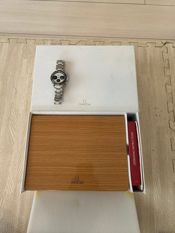 オメガ スピードマスター 326.30.40.50.04.001（高級時計）の商品画像 - 査定依頼日：2025年5月24日 - 最高査定価格：400,000円