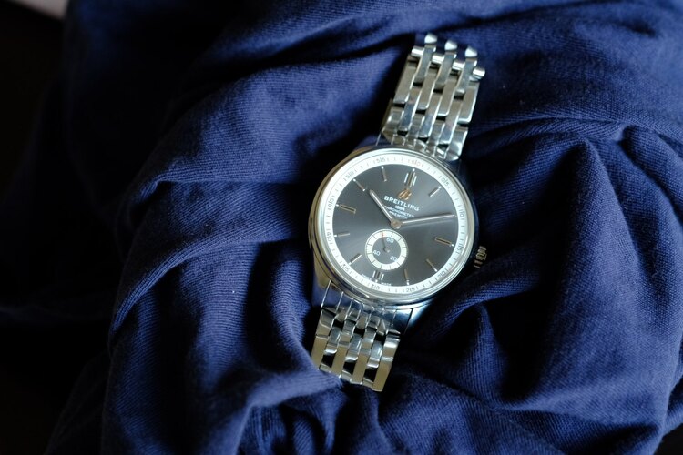 ブライトリング その他 プレミエ40 グレー文字盤（高級時計）の商品画像 - 査定依頼日：2025年5月4日 - 最高査定価格：300,000円