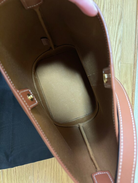 セリーヌ  （ブランドバッグ）の商品画像 - 査定依頼日：2025年2月23日 - 最高査定価格：140,000円