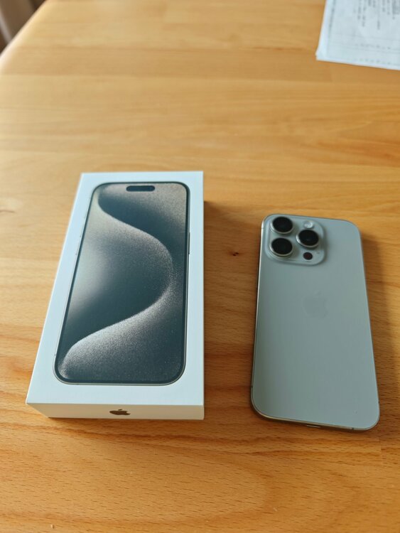 iPhone iPhone 15 Pro 256GB SIMフリー（スマホ）の商品画像 - 査定依頼日：2026年9月27日 - 最高査定価格：92,000円