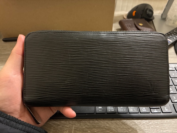 ルイヴィトン エピ （ブランドバッグ）の商品画像 - 査定依頼日：2025年11月12日 - 最高査定価格：30,000円