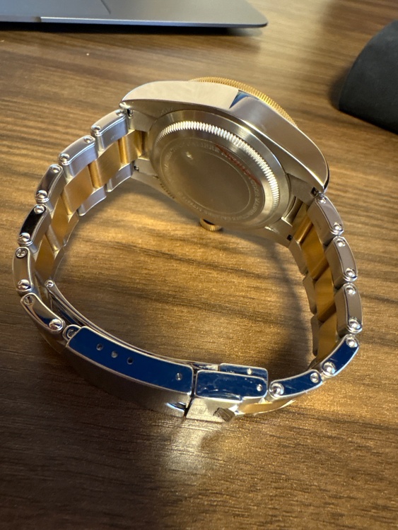 チューダー ブラックベイ 79733（高級時計）の商品画像 - 査定依頼日：2025年12月6日 - 最高査定価格：560,000円