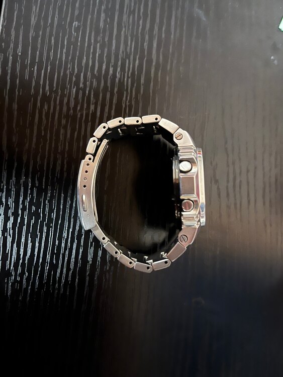 G-SHOCK GMW-B5000  GMW-B5000D-1JF（高級時計）の商品画像 - 査定依頼日：2025年5月27日 - 最高査定価格：12,500円