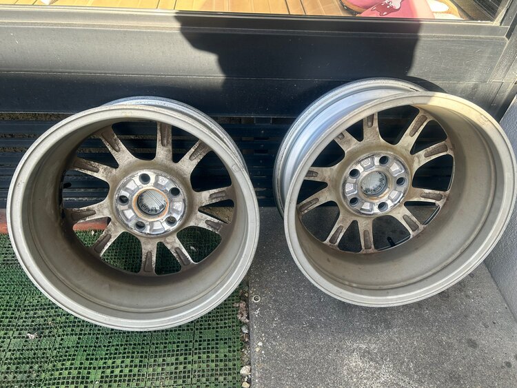 プリウスα （カー用品）の商品画像 - 査定依頼日：2025年5月7日 - 最高査定価格：4,500円