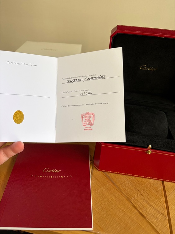 カルティエ サントス サントスドゥカルティエm（高級時計）の商品画像 - 査定依頼日：2025年10月9日 - 最高査定価格：900,000円