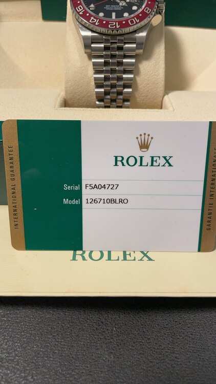 ロレックス GMTマスター べ（高級時計）の商品画像 - 査定依頼日：2025年2月20日 - 最高査定価格：3,100,000円