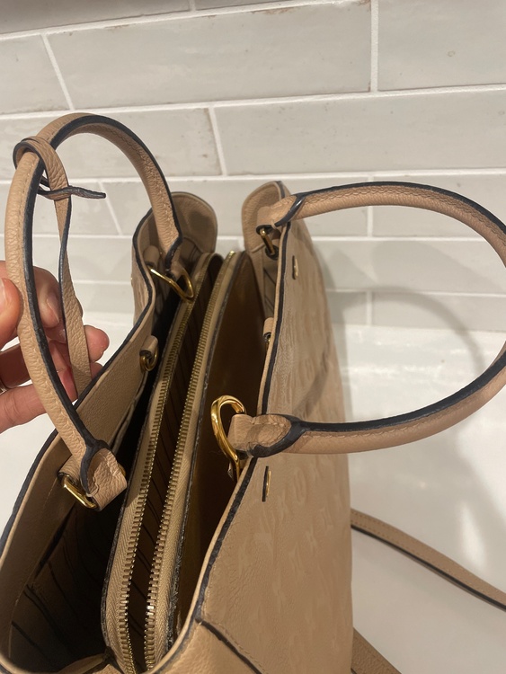 モンテーニュ（ブランドバッグ）の商品画像 - 査定依頼日：2026年1月22日 - 最高査定価格：145,000円