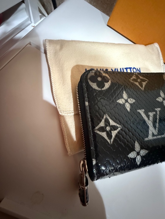 エキゾチックモノグラムコインパース（ブランド財布・小物）の商品画像 - 査定依頼日：2025年10月31日 - 最高査定価格：103,000円