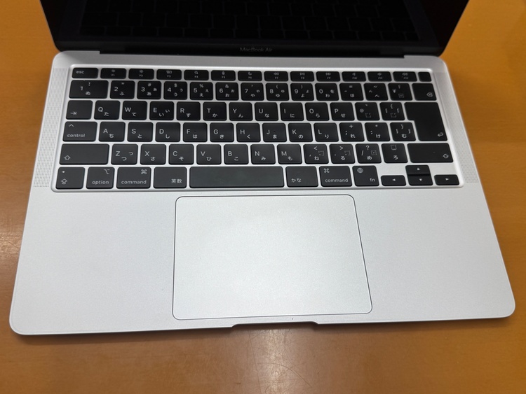MacBook Air 13-inch　A2337（PC・タブレット）の商品画像 - 査定依頼日：2026年5月22日 - 最高査定価格：35,000円