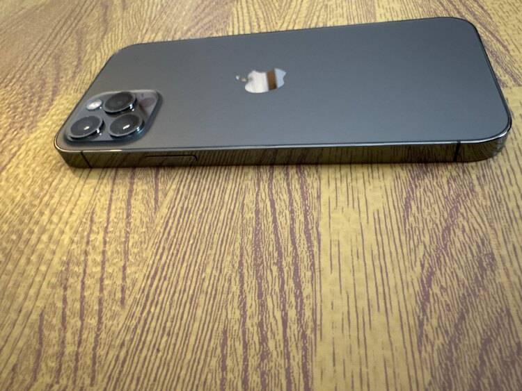 iPhone 12 Pro 128GB SIMフリー（スマホ）の商品画像 - 査定依頼日：2025年5月1日 - 最高査定価格：39,000円