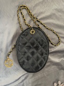 CHANELリザードマトラッセ　オーバル型バック（ブランドバッグ）の商品画像 - 査定依頼日：2026年7月24日 - 最高査定価格：200,000円