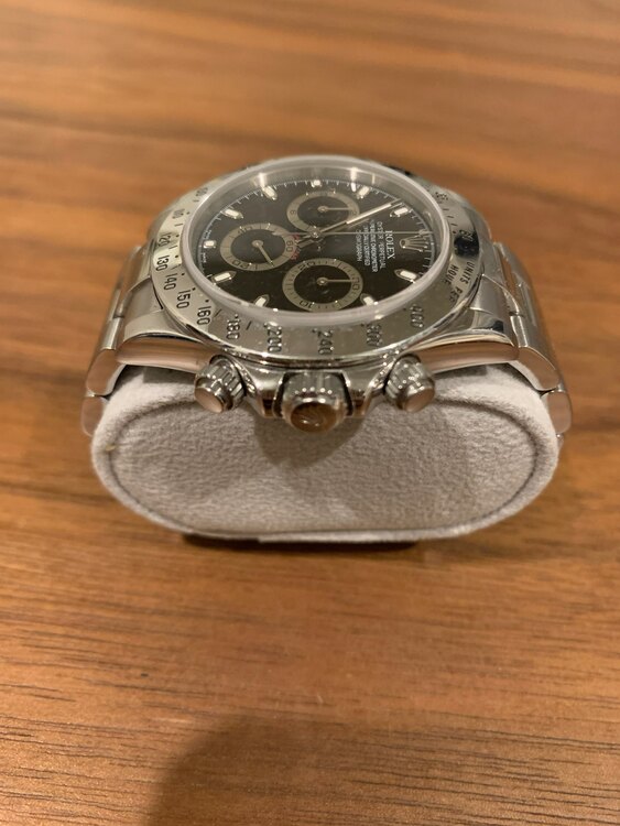 ロレックス　デイトナ（高級時計）の商品画像 - 査定依頼日：2024年12月24日 - 最高査定価格：2,900,000円