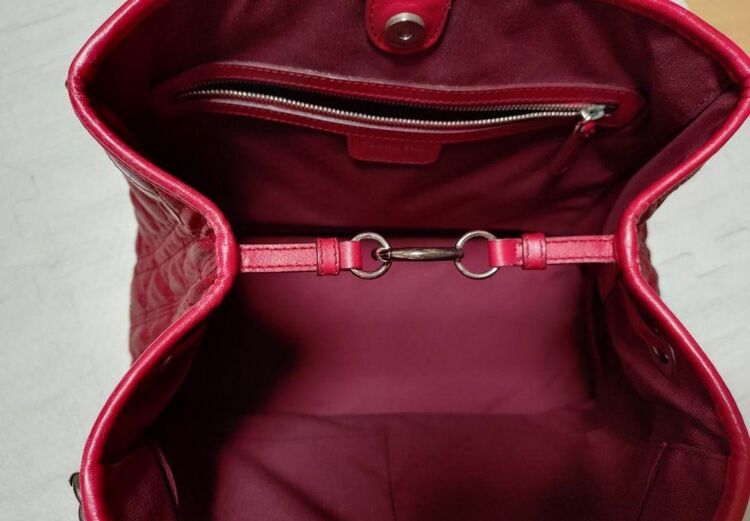 ディオール  （ブランドバッグ）の商品画像 - 査定依頼日：2025年9月16日 - 最高査定価格：80,000円