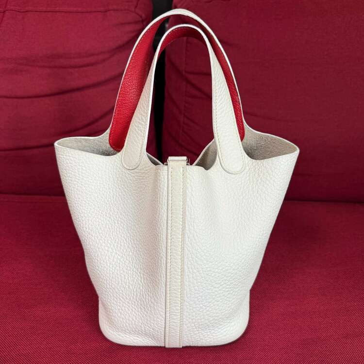 ピコタンPM ホワイト×ルージュ（ブランドバッグ）の商品画像 - 査定依頼日：2025年4月10日 - 最高査定価格：250,000円