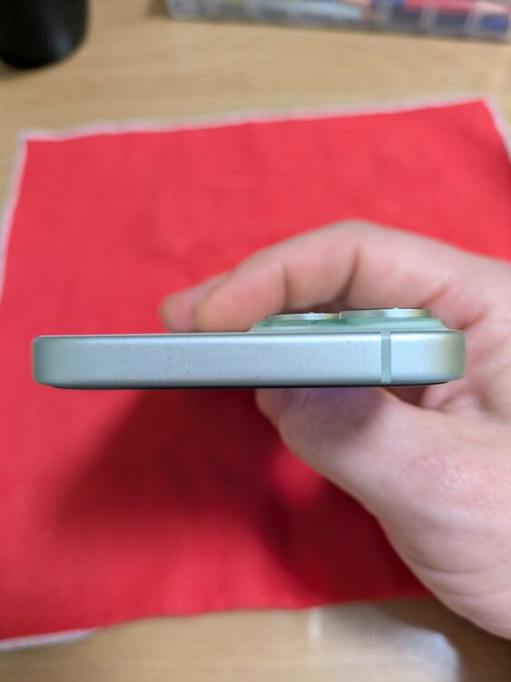 MTMM3J/A（スマホ）の商品画像 - 査定依頼日：2026年2月25日 - 最高査定価格：63,000円