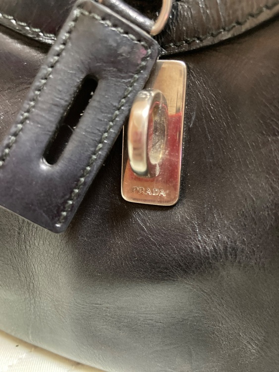 プラダ  （ブランドバッグ）の商品画像 - 査定依頼日：2025年9月29日 - 最高査定価格：22,000円