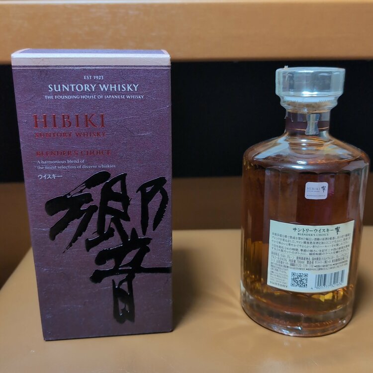 ウイスキー サントリー響 （お酒）の商品画像 - 査定依頼日：2026年2月8日 - 最高査定価格：14,500円