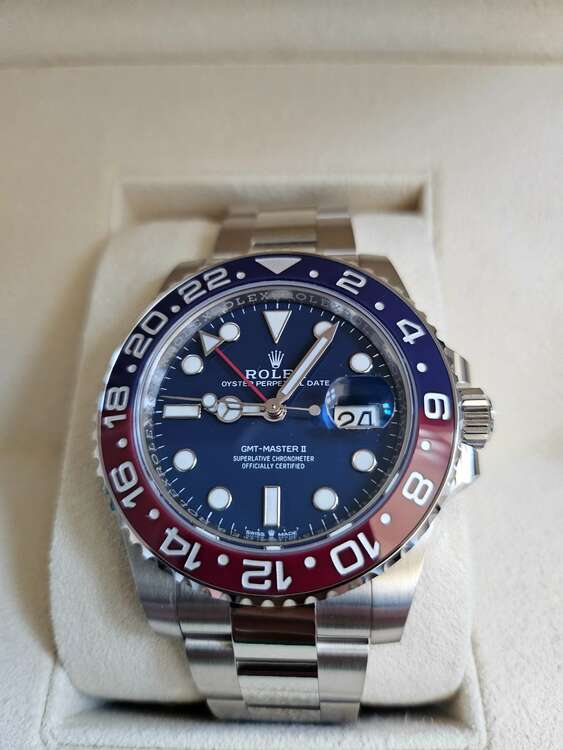 126719BLRO（高級時計）の商品画像 - 査定依頼日：2024年12月20日 - 最高査定価格：5,000,000円