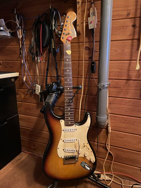 ストラトキャスター　1977年（ピアノ・楽器・PA機材）の商品画像 - 査定依頼日：2026年4月13日 - 最高査定価格：300,000円