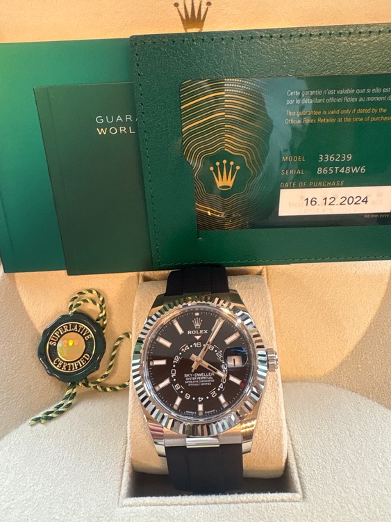 ロレックス スカイドゥエラー 33623（高級時計）の商品画像 - 査定依頼日：2026年4月1日 - 最高査定価格：6,450,000円