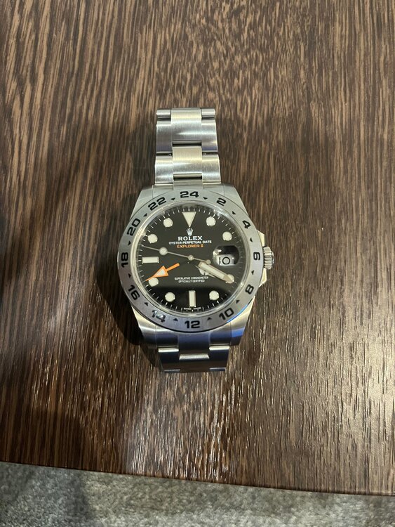 エクスプローラーⅡ ブラック（高級時計）の商品画像 - 査定依頼日：2025年4月13日 - 最高査定価格：1,250,000円