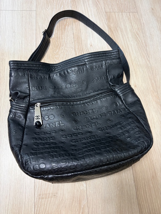 シャネル　アンリミット2wayショルダーバッグ（ブランドバッグ）の商品画像 - 査定依頼日：2025年12月9日 - 最高査定価格：130,000円