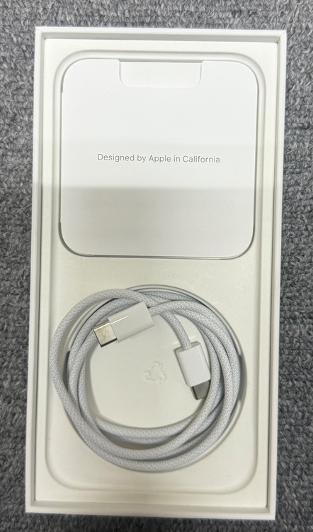 iPhone 15 Pro Max 256GB SIMフリー（スマホ）の商品画像 - 査定依頼日：2025年8月28日 - 最高査定価格：126,000円