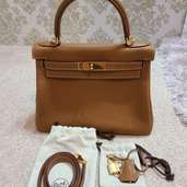 ケリー32（ブランドバッグ）の商品画像 - 査定依頼日：2023年9月17日 - 最高査定価格：1,500,000円