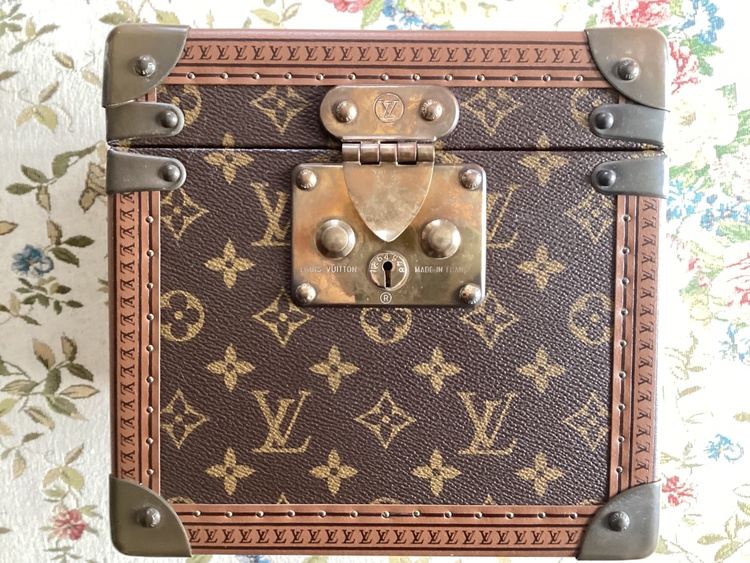 ルイヴィトン モノグラム （ブランドバッグ）の商品画像 - 査定依頼日：2026年2月6日 - 最高査定価格：200,000円