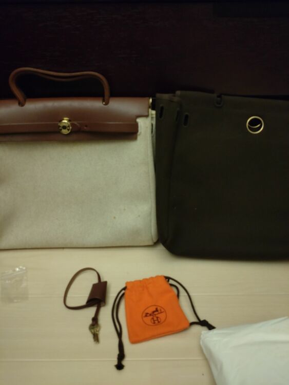 エールバッグ（ブランドバッグ）の商品画像 - 査定依頼日：2025年9月28日 - 最高査定価格：80,000円