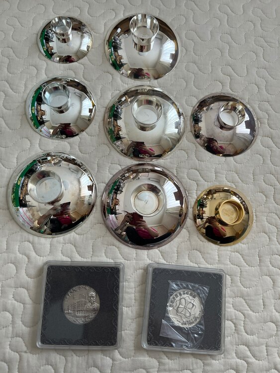 銀杯➕純銀➕金杯（金・貴金属）の商品画像 - 査定依頼日：2024年4月25日 - 最高査定価格：100,000円