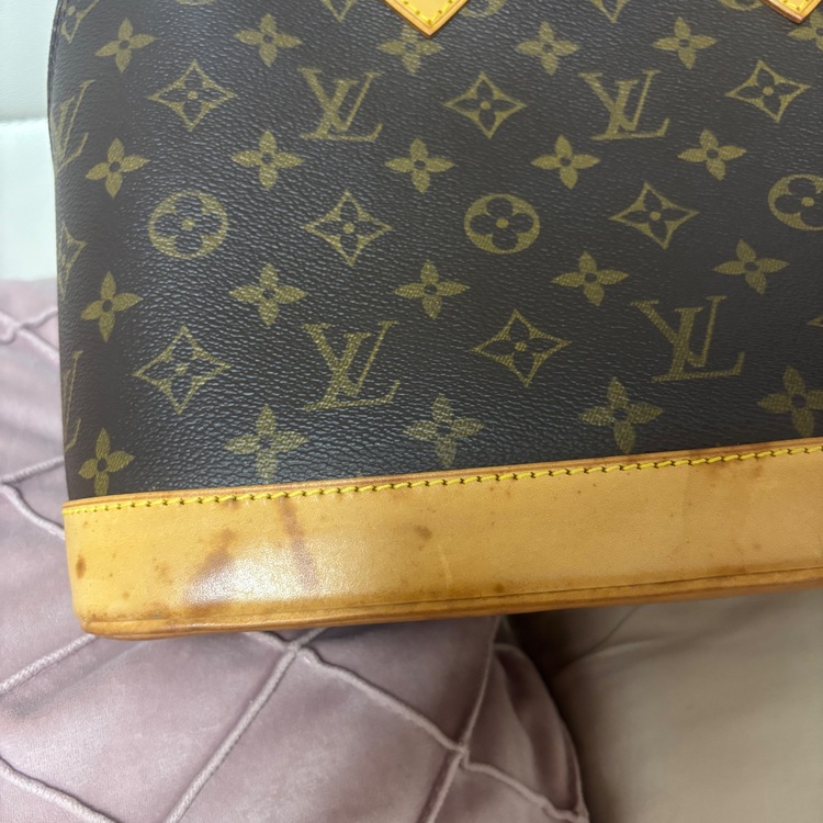 ルイヴィトン アルマ （ブランドバッグ）の商品画像 - 査定依頼日：2025年8月25日 - 最高査定価格：60,000円