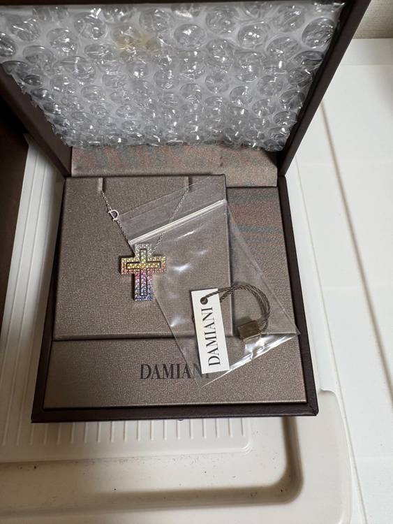 ダミアーニ　ベル　エポック　サファイアネックレス（金・貴金属）の商品画像 - 査定依頼日：2026年1月20日 - 最高査定価格：350,000円