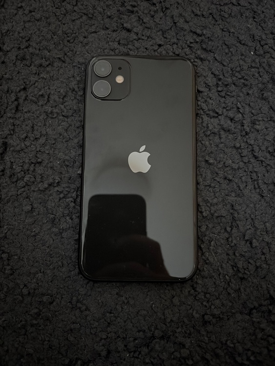 iPhone iPhone 16 128GB SIMフリー（スマホ）の商品画像 - 査定依頼日：2026年8月12日 - 最高査定価格：88,000円