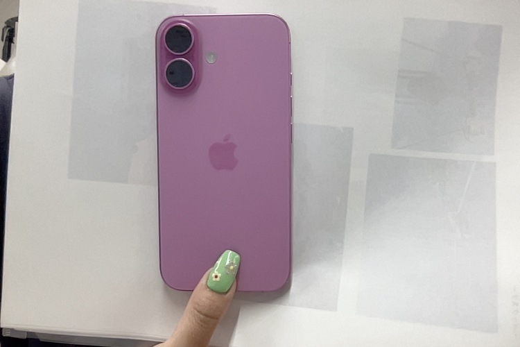 iPhone16 128GB SIMフリー　海外版　ピンク（スマホ）の商品画像 - 査定依頼日：2026年5月21日 - 最高査定価格：88,000円