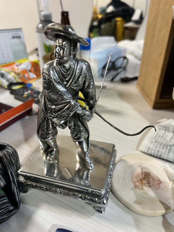 宮尾　太田道灌　純銀　1461g（美術品・骨董品）の商品画像 - 査定依頼日：2026年1月25日 - 最高査定価格：30,000円