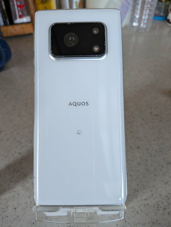 AQUOS AQUOS R6 【Softbank】AQUOS R6 A101SH（スマホ）の商品画像 - 査定依頼日：2026年8月15日 - 最高査定価格：100,000円