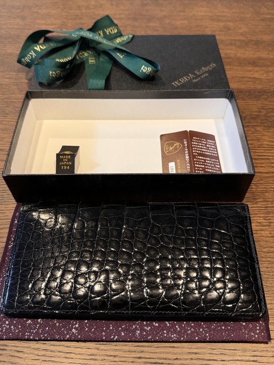 池田工芸　クロコダイルビルケース　Wミリオンウォレット（ブランド財布・小物）の商品画像 - 査定依頼日：2024年9月26日