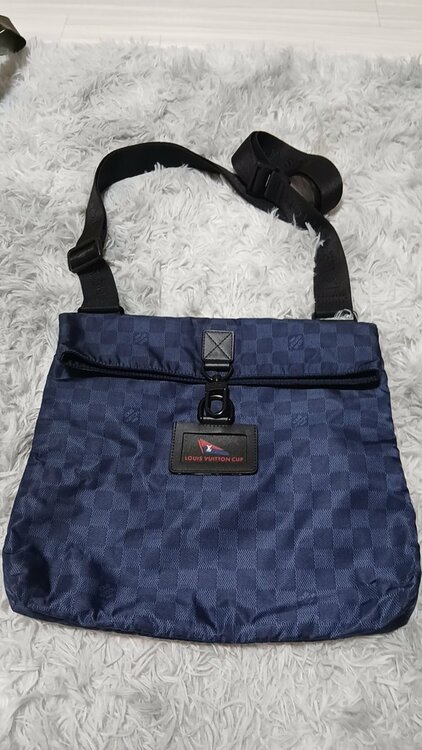 ルイヴィトン エピ （ブランドバッグ）の商品画像 - 査定依頼日：2026年1月9日 - 最高査定価格：100,000円