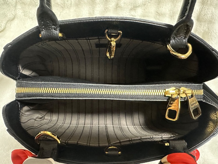 モンテーニュbb（ブランドバッグ）の商品画像 - 査定依頼日：2025年8月30日 - 最高査定価格：250,000円